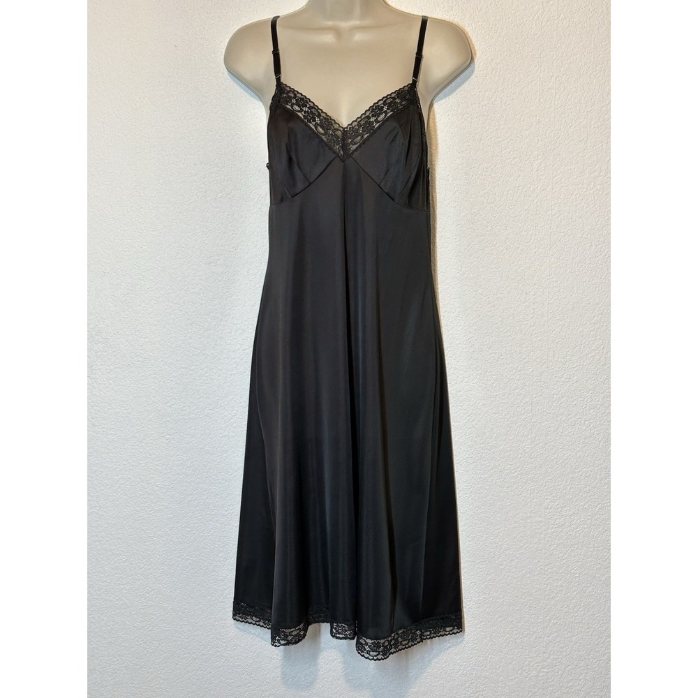 Vanity Fair Womens Sz36 L Nylon Black Full Slip Dress Lace Coquette Feminine USA